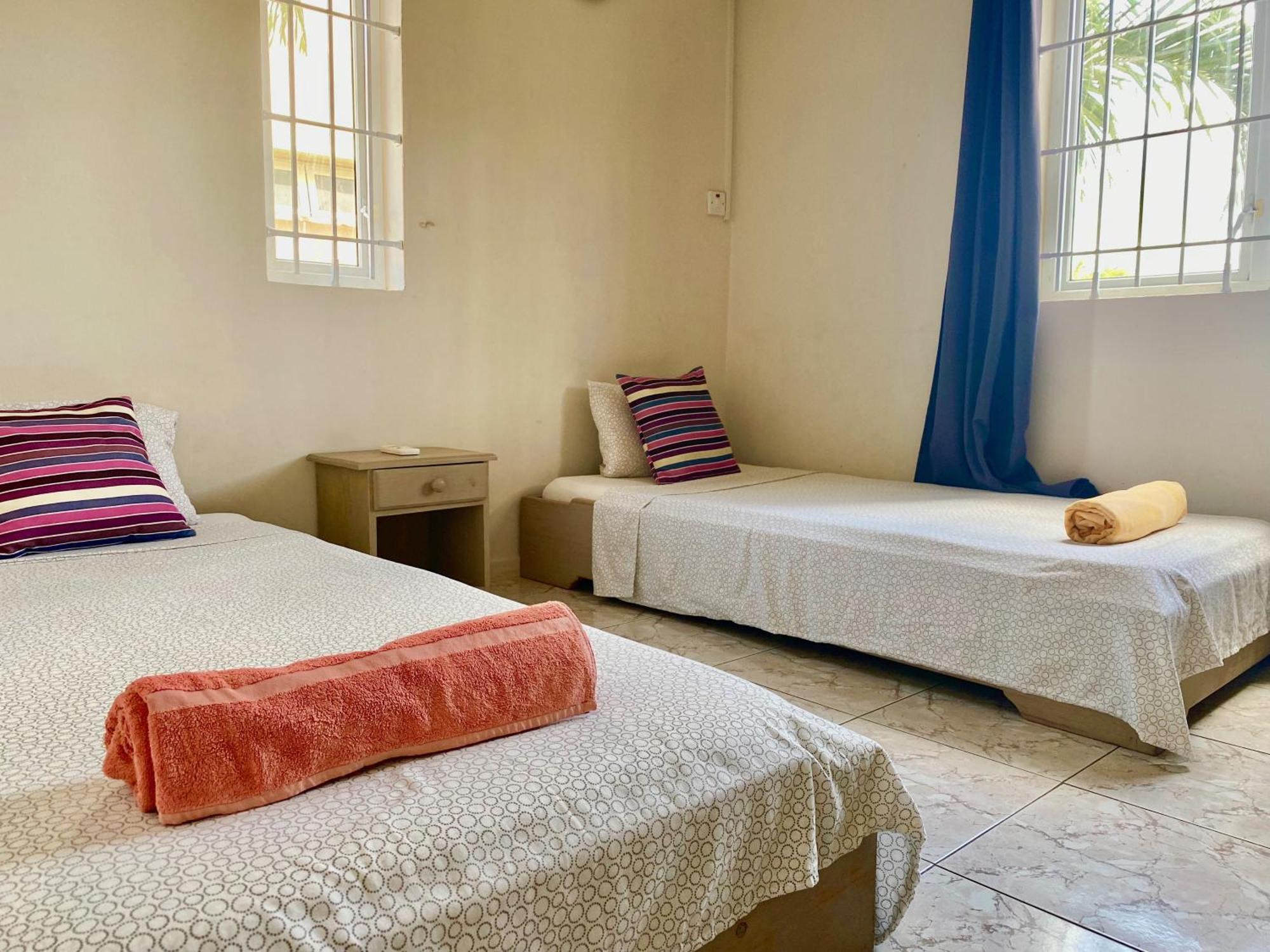 Beachfront Villa In A Beautiful And Secured Complex Flic en Flac Room photo