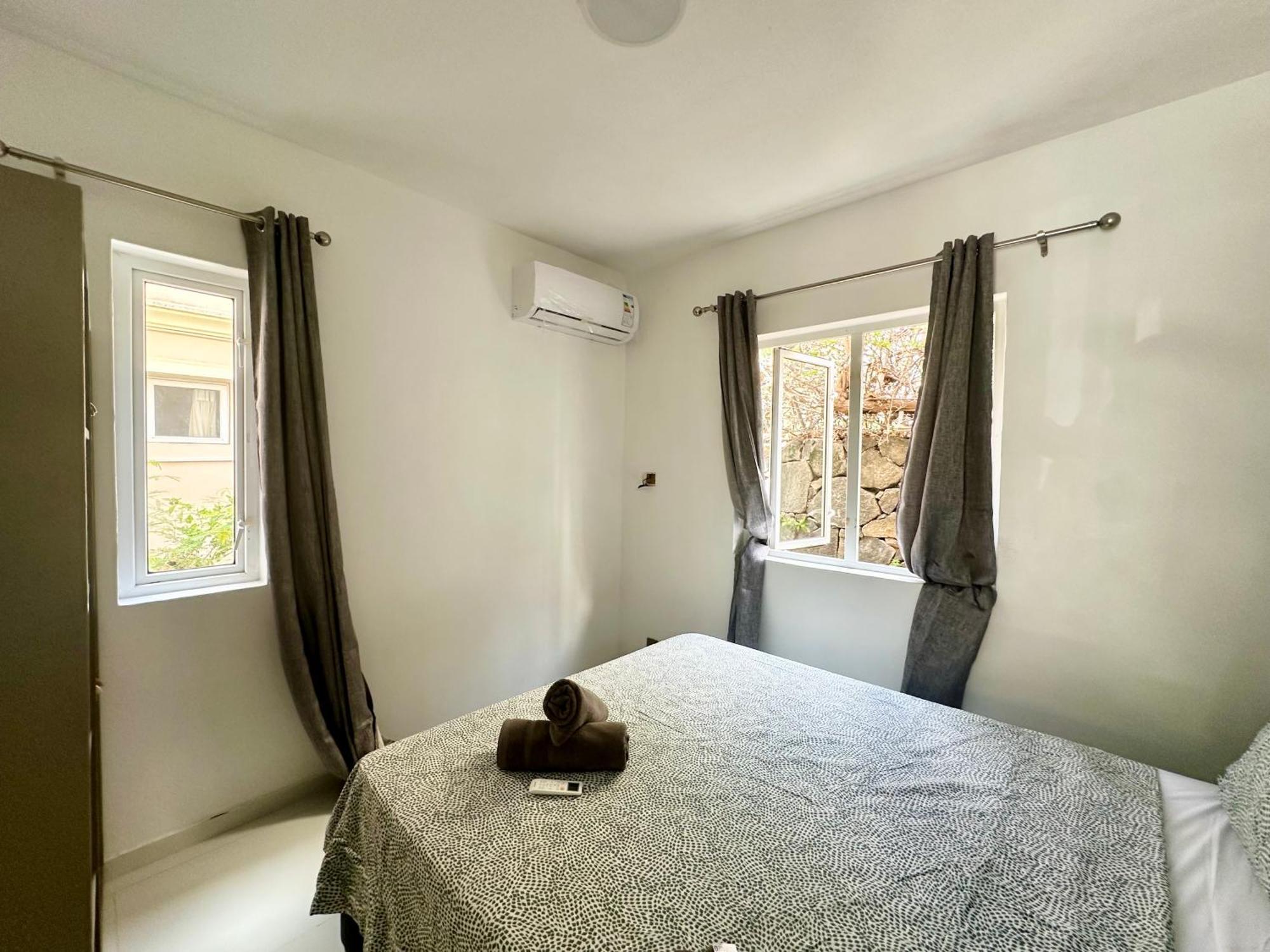 Beachfront Villa In A Beautiful And Secured Complex Flic en Flac Room photo